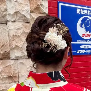 ミディアム ヘアアレンジ ブリーチ/ヘアセット 【𝙍𝙞𝙣𝙤】のヘアスタイル