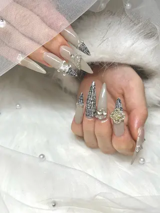 ネイル 【Laule‘a 】のネイルデザイン