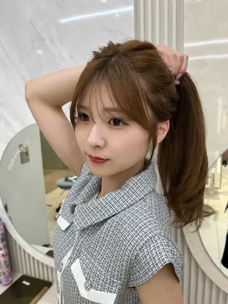 ロング 似合わせレイヤー/ 透明感カラーのヘアスタイル