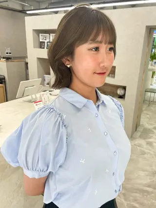 ミディアム ブリーチ/ベージュ 💕/momoaのヘアスタイル