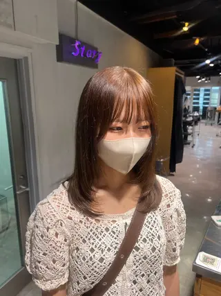 セミロング カラー NANAMI🩵 大人可愛い韓国ヘアのヘアスタイル