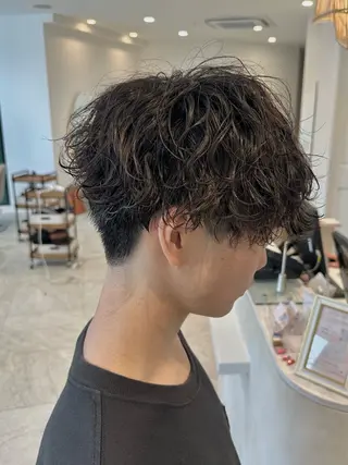 パーマ メンズ ニシカワ ユズミのヘアスタイル