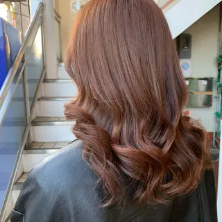 セミロング カラー ウスイマイコ カット/ケアカラーのヘアスタイル