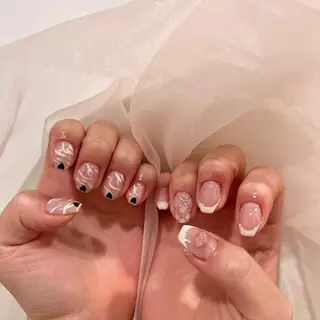 ネイル 黒葛原 めぐみのネイルデザイン