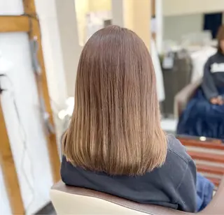 カラー eat所属・市妙 瑠基のヘアスタイル