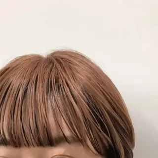 ショート カラー あやめ【顔まわり/レ イヤー/柔らかカラ】のヘアスタイル