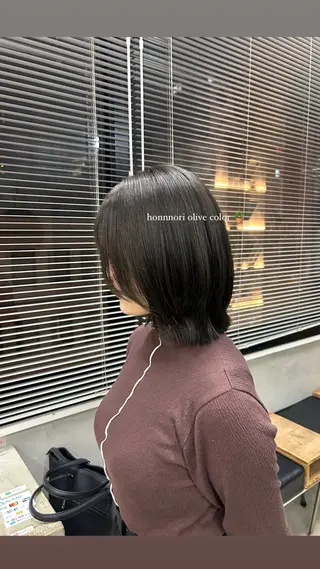 カラー taoka ayaのヘアスタイル