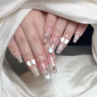 ネイル Maggie Nail🦩のネイルデザイン