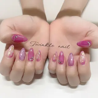 ネイル 中井 綾香の眉毛・アイブロウイメージ