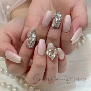 ネイル SAKURA 🍒のネイルデザイン