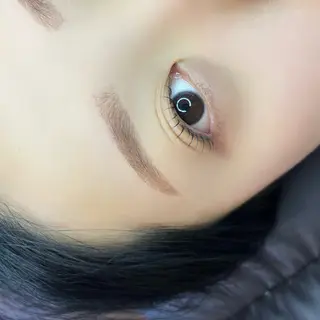 アイブロウ meme erinaのマツエク・マツパデザイン