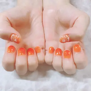 ネイル マジョリカ ブルーのネイルデザイン