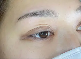 アイブロウ Its Yoshikaのエステ・リラクイメージ