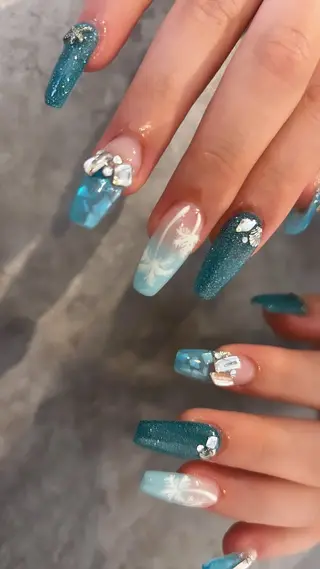 ネイル Mignon所属・Mignon 、のネイルデザイン