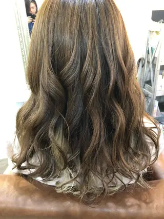 セミロング 🐆アンドウ チカコ🦓のヘアスタイル
