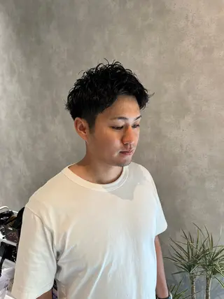 ショート メンズ パーマが得意な【最高 悠斗】のヘアスタイル