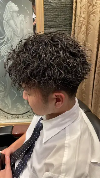 パーマ 片山 真飛留のヘアスタイル