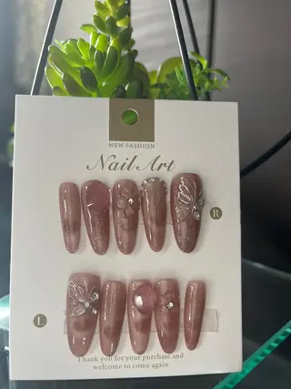 ネイル 飯塚 陽葵のネイルデザイン