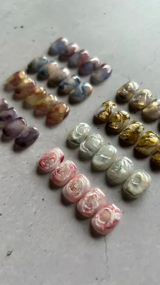 ネイル 関山 志乃のネイルデザイン