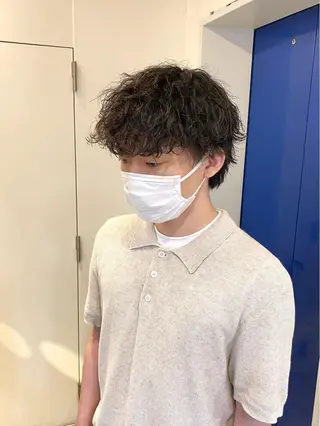 パーマ メンズ JINKIメンズ特化 メンズカットパーマのヘアスタイル