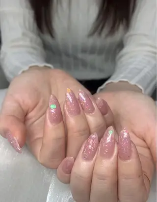 ネイル Kaka_ パラジェル、長さだしのネイルデザイン