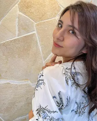 セミロング and Art おのでらじんのヘアスタイル