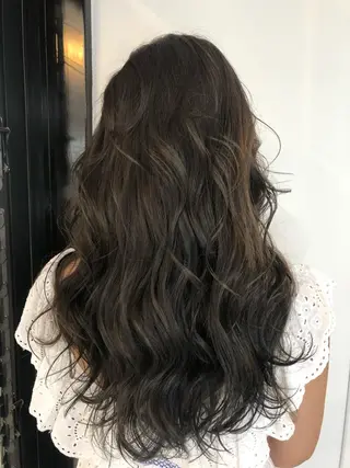 ロング カラー レイヤーカット BLend 渋谷のヘアスタイル
