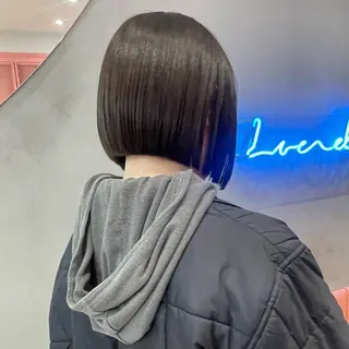 ショート Misaki /ボブ/縮毛矯正のヘアスタイル