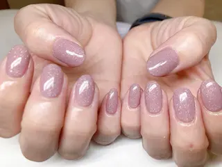 ネイル ECLAT エクラ所属・寺山 千鶴のネイルデザイン