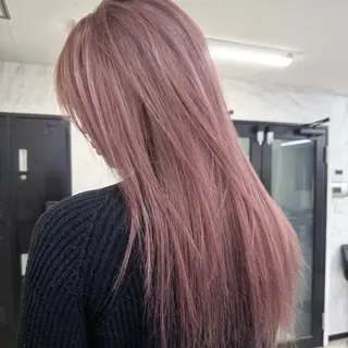 ロング カラー シールエクステ特化 ハイトーン、NANAのヘアスタイル