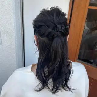 セミロング ヘアアレンジ いまじゅく あおいのヘアスタイル