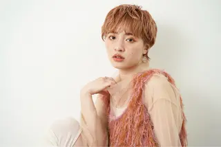 ショート hoNua. 栄/透明感カラーのヘアスタイル
