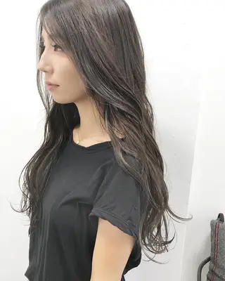 ロング 八谷 将平のヘアスタイル