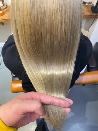 ロング 艶髪カラー&ウルフ フルカワ ヒロズミのヘアスタイル