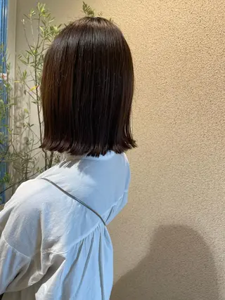 ミディアム 石戸 春菜のヘアスタイル