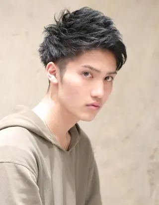 メンズ Soleria /ソレリア所属・Soleria 田中慎一のヘアスタイル