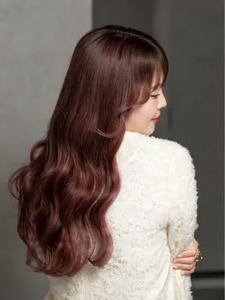 ロング カラー 新宿プルエクステ 【tsubura】のヘアスタイル