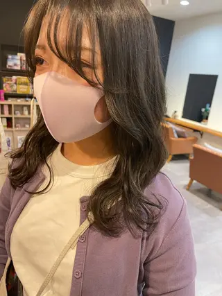 セミロング カラー 韓国レイヤー髪質改善 💫Tomoya💫のヘアスタイル