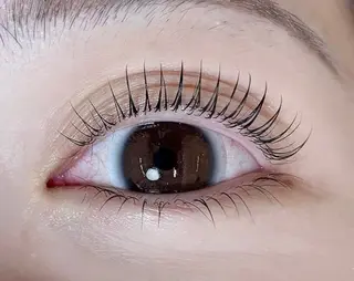 パーマ レイズ　アイラッシュ .のマツエク・マツパデザイン