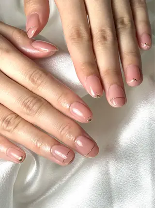 ネイル ルシイ🎀新宿長さ 出しパーツ専門店のネイルデザイン