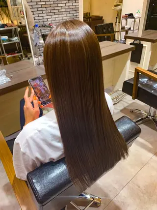 ロング カラー Uni.所属・地毛風ストレート/ 髪質改善/榎本流行のヘアスタイル
