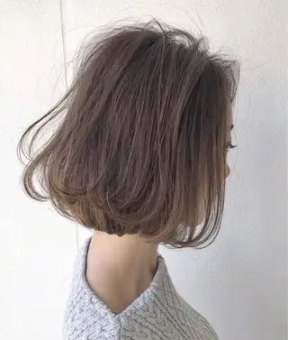 ミディアム カラー 長野 恵のヘアスタイル