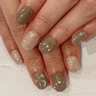 ネイル f'bloom  L’ecrinのネイルデザイン