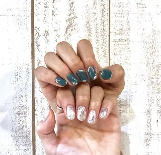 ネイル クレアトゥール華 都賀店所属・三橋 結菜のネイルデザイン