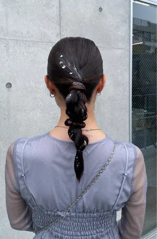 セミロング カラー ヘアアレンジ mina 🌷のヘアスタイル