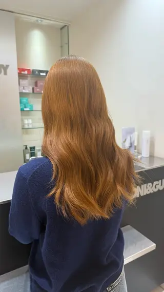 ロング カラー 濱崎 あかりのヘアスタイル