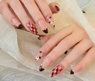 ネイル Pure&Rich Nailのネイルデザイン