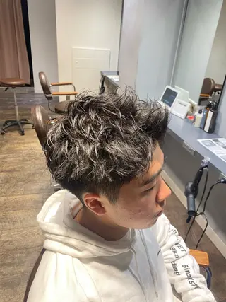 ショート メンズ 江﨑 翔のヘアスタイル