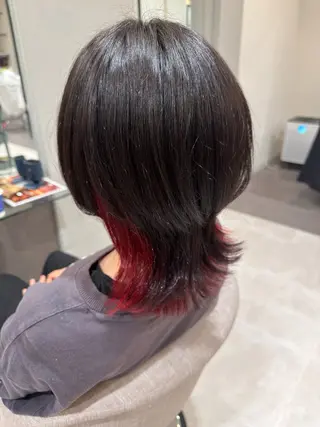 ミディアム カラー 井上 未悠のヘアスタイル