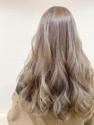 ロング カラー GRANLUSSO 〜グランルッソ駅前店所属・木口 嘉美のヘアスタイル